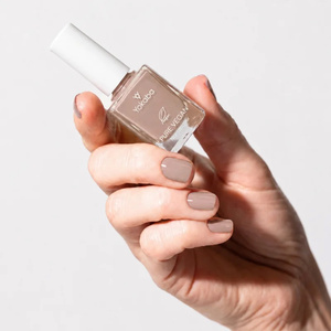 Yokaba Pure Vegan klasyczny lakier do paznokci 05 Office Beige 10 ml