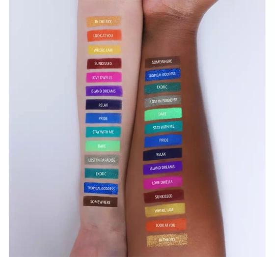 Moira Exotic paleta cieni do powiek Wild in Colors 18,4g