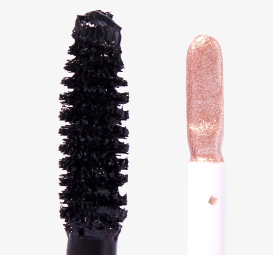 MAKEUP REVOLUTION X EMILY IN PARIS POGRUBIAJĄCY TUSZ DO RZĘS 7ML