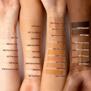 TIRTIR Mask Fit Red Cushion SPF40 PA++ długotrwały mini podkład do twarzy w kompakcie 29N Natural Beige 4,5 g
