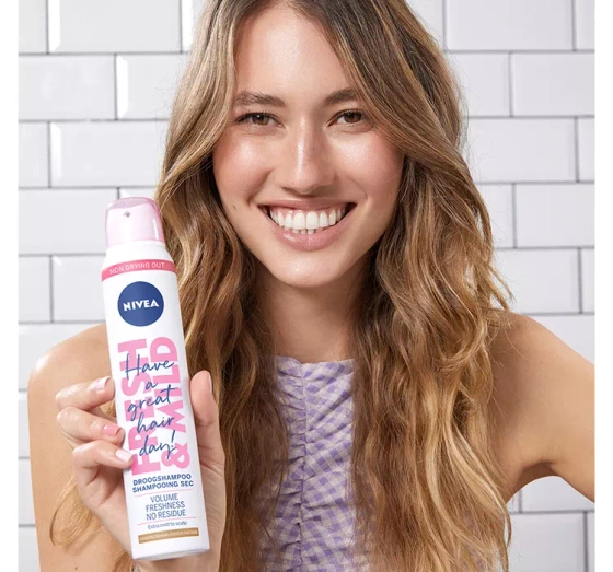 NIVEA Fresh & Mild suchy szampon dla szatynek 200ml