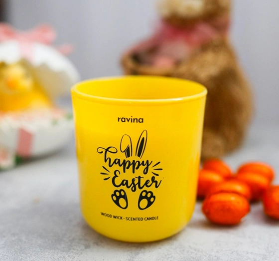 Ravina Happy Easter sojowa świeca zapachowa Tulipan 175g